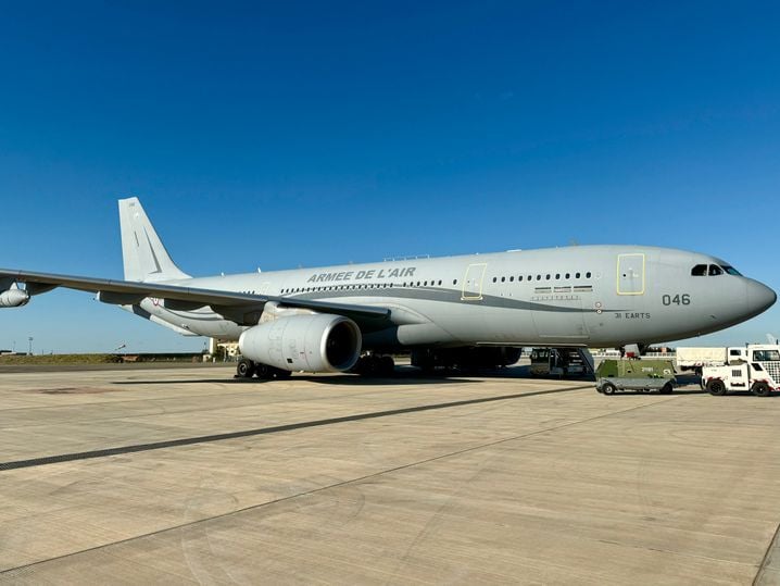 L'A330-MRTT Phénix de l'Armée de l'air, sur le tarmac de la BA 125 d'Istres, avant son décollage.