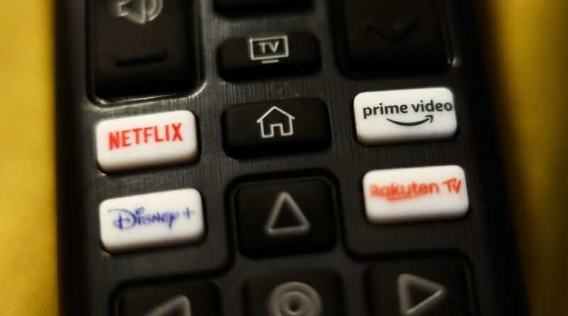 En 2025, les Français ne consomment pas moins de 4h14 de vidéo par jour.