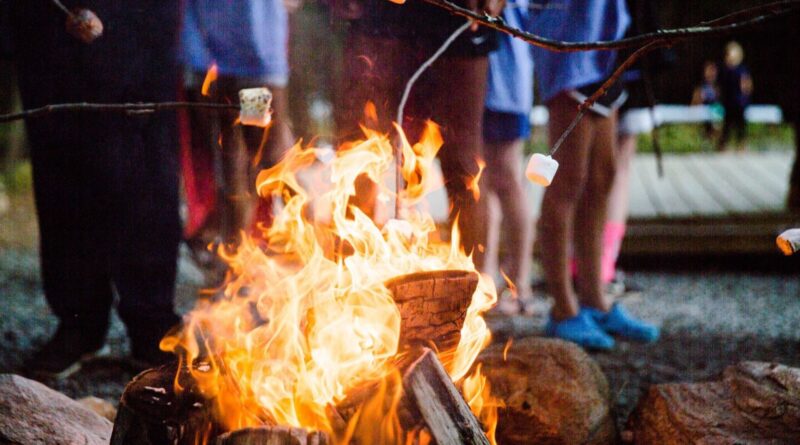 Enquête sur des comportements inappropriés envers mineurs en classes vertes.