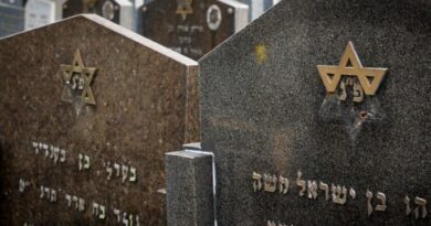 Espagne : Plus de 20 tombes juives vandalisées à Barcelone, un « niveau d’antisémitisme alarmant »