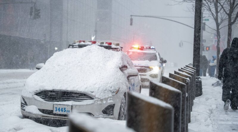 Etats-Unis : La tempête Fern fait 11 morts et prive d'électricité plus d'un million de foyers.