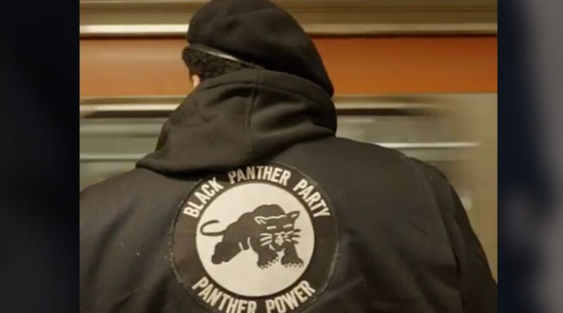États-Unis : Les Black Panthers ne reviennent pas contre l'ICE de Donald Trump.