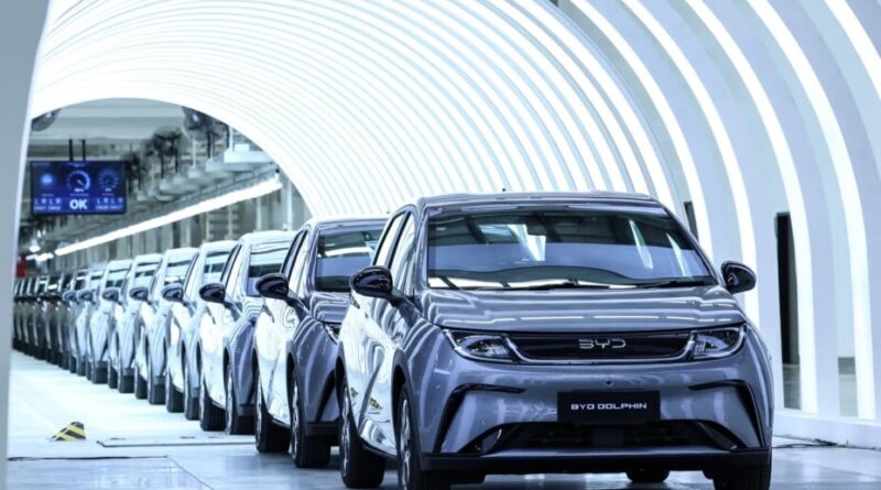 Fin des surtaxes sur les voitures électriques chinoises : l’Europe abandonne les 35 %