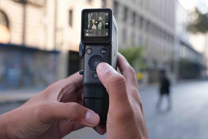 La mini Evo Cinema de Fujifilm photographie, filme et imprime avec des dizaines de possibilités visuelles.