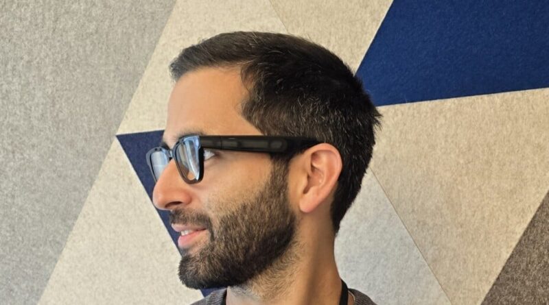 Google présente l'interface de ses lunettes connectées à venir.