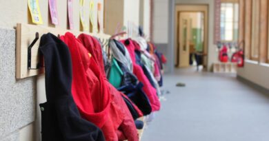 Grève : Mère dépose son fils à la mairie, la loi ne respecte pas ?