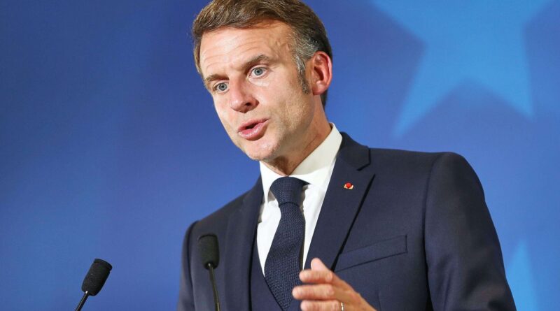 Groenland : Macron réagit aux droits de douane américains.