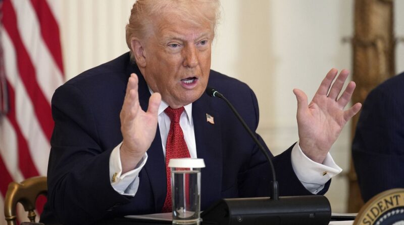 Groenland : Trump menace de droits de douane les opposants à son plan