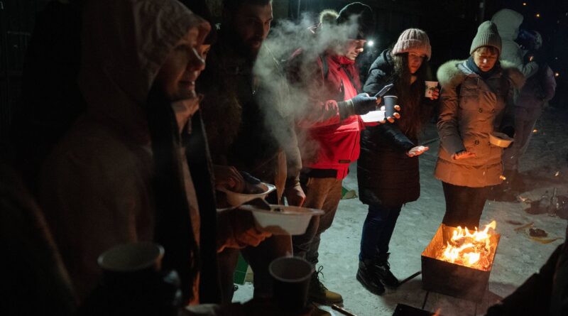 Guerre en Ukraine : 5.600 immeubles de Kiev sans chauffage après attaque russe.