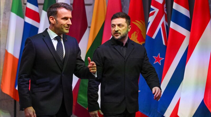 Guerre en Ukraine : Discussions entre l'Ukraine et les Américains à Paris.