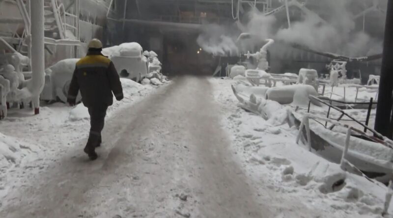 Guerre en Ukraine : le Kremlin suspend les frappes sur Kiev jusqu'à dimanche.