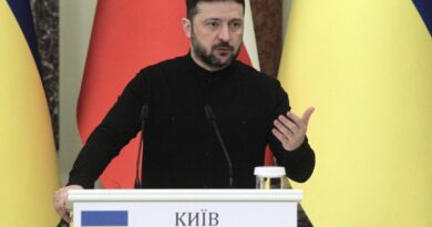 Guerre en Ukraine : Zelensky « inquiet » des tensions Groenland.