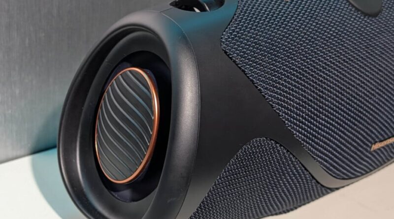 Hisense lance les enceintes nomades Party Storm, FlexBoom, VoyageBoom et WeBoom en 2026.