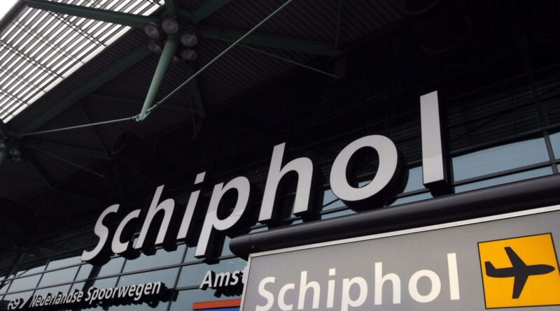 Intempéries : centaines de vols annulés à l'aéroport de Schiphol samedi