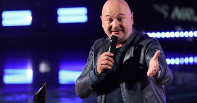 "Jessica M. condamnée pour avoir fait chanter Cauet, elle ne s’en sort pas."