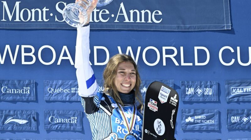 JO d'hiver 2026 : Chloé Trespeuch, Clément Noël et Guillaume Cizeron candidats porte-drapeau France