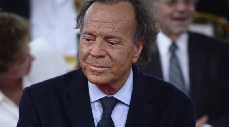 Julio Iglesias : Plainte pour agressions sexuelles classée, justice espagnole incompétente