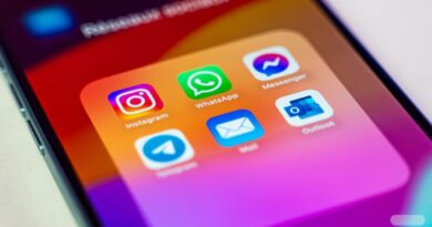 La France ne peut pas interdire les réseaux sociaux aux ados.