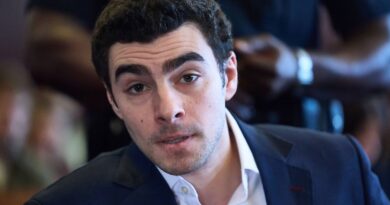 La peine de mort écartée pour Luigi Mangione, accusé du meurtre d’un patron d’assurance américain La peine de mort écartée pour Luigi Mangione, accusé du meurtre d’un patron d’assurance américain