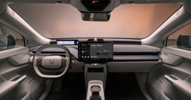 La voiture électrique jugée supérieure, Google Maps et Waze améliorés, galères de Volkswagen avec Rivian – Récap’ Survoltés