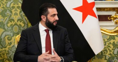 Le président syrien annonce un cessez-le-feu avec les forces kurdes.