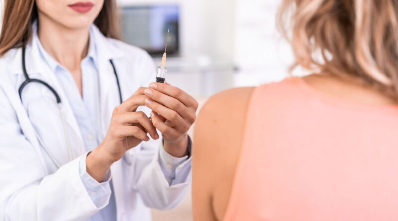 Le vaccin contre le tétanos fête ses 100 ans et sauve des vies.