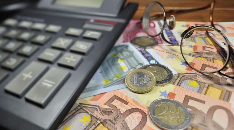 Les fonds sur les comptes d’épargne continuent d’augmenter en 2025.