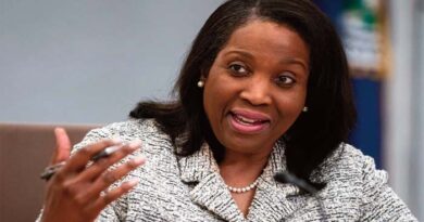 Lisa Cook, économiste afro-américaine, ne se prononce pas sur Trump-Fed.