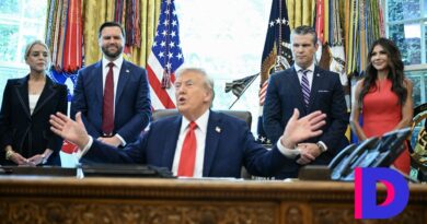 Loyauté et fidélité : la team Trump ne devient pas plus instable après un an.