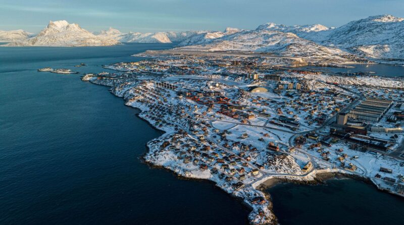 Macron accueillera mercredi à Paris les dirigeants du Groenland et du Danemark.