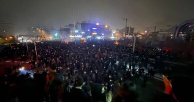 Manifestations en Iran : intervention militaire des Etats-Unis possible ?