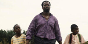 « My Father’s Shadow » d’Akinola Davies Jr : Un regard intime sur le cinéma nigérian