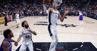 NBA : Wembanyama se distingue, Spurs décrochent leur 30e victoire face à Utah