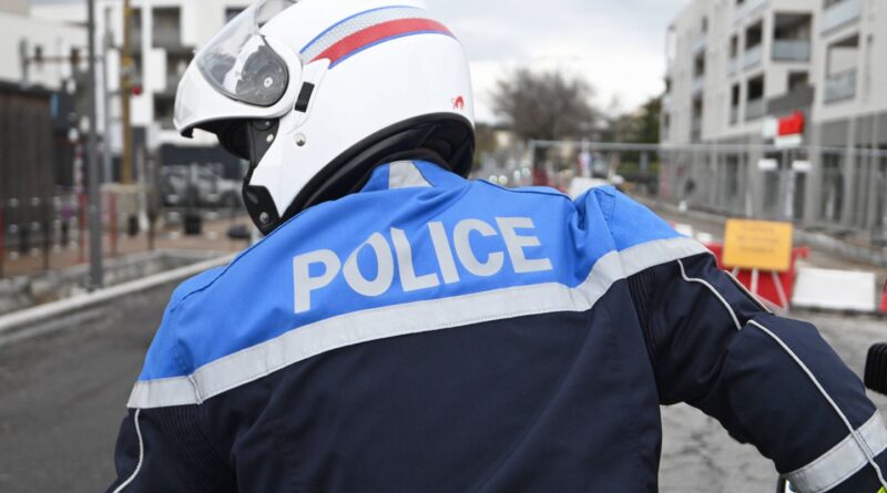 Paris : La famille d'un homme décédé en commissariat dénonce des violences volontaires