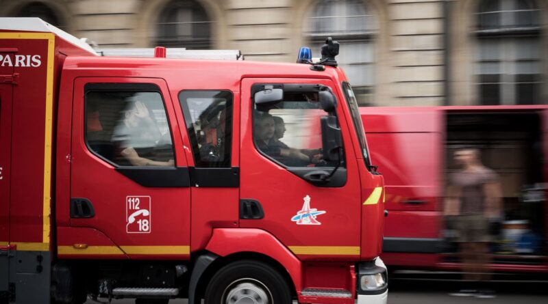 Paris : Un piéton en urgence absolue après un accident avec un VTC dans un bar