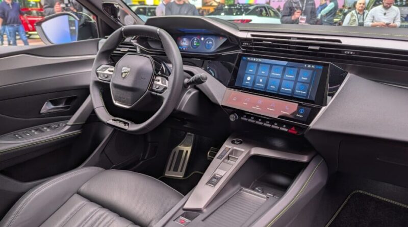 Peugeot 408 électrique : séduisante, mais cela ne suffira pas.