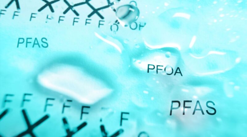 PFAS : coûts pouvant atteindre 1700 milliards d'euros pour l'UE