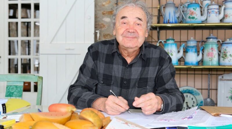 Pierre Perret exprime sa gratitude à son public après la perte de son épouse Rebecca