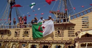 Premier navire de touristes algériens accueilli à La Goulette.