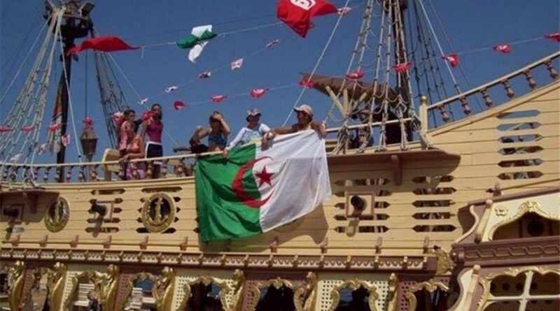 Premier navire de touristes algériens accueilli à La Goulette.