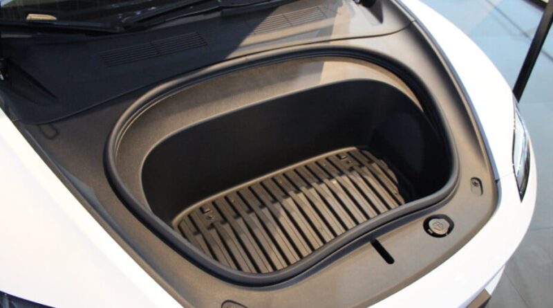 Première fois à l’intérieur de la Tesla Model 3 Standard à 36 990 € : le hold-up de l’année confirmé