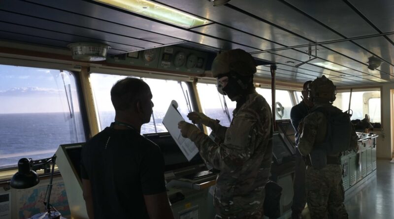 Que sait-on du Grinch, pétrolier russe arraisonné par la Marine française ?