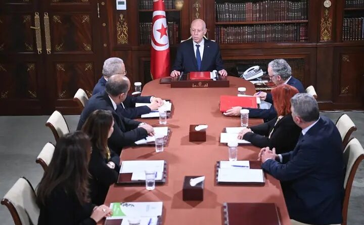 Réforme du système de santé : le Président ne définit pas la direction.