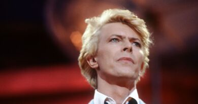 Retour sur la carrière unique et sans précédent de David Bowie.