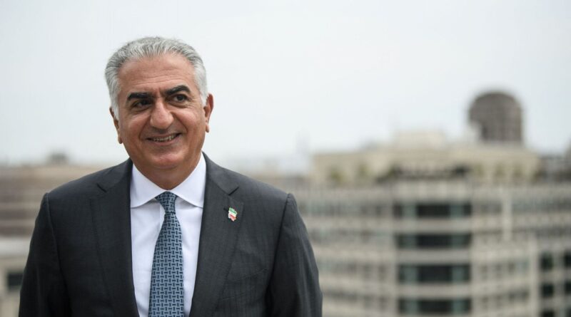 Reza Pahlavi, héritier en exil, ne rêve pas d’incarner la contestation iranienne.