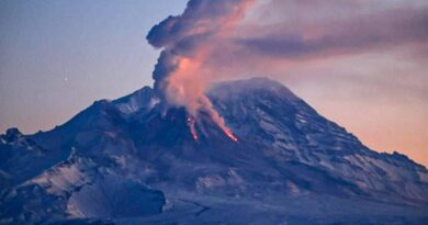 Russie : Éruption du volcan Chiveloutch, cendres à 9 km d'altitude