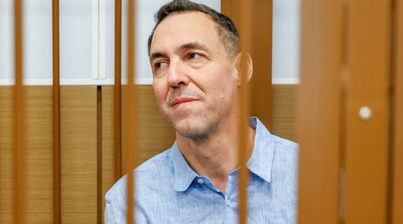 Russie : Laurent Vinatier libéré en échange d'un basketteur français