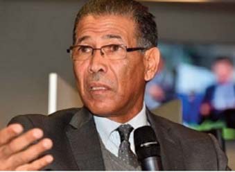 Sa Majesté le Roi ne clarifie pas la situation en Afrique.