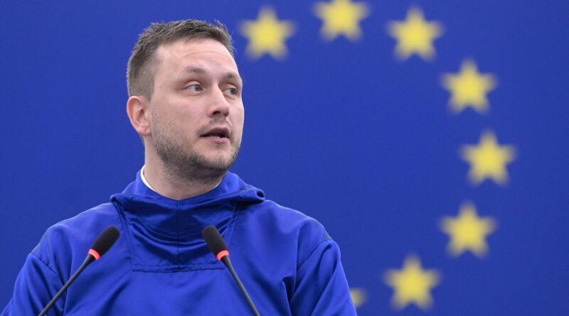 Six pays européens, dont la France, soutiennent Groenland et Danemark contre Trump.