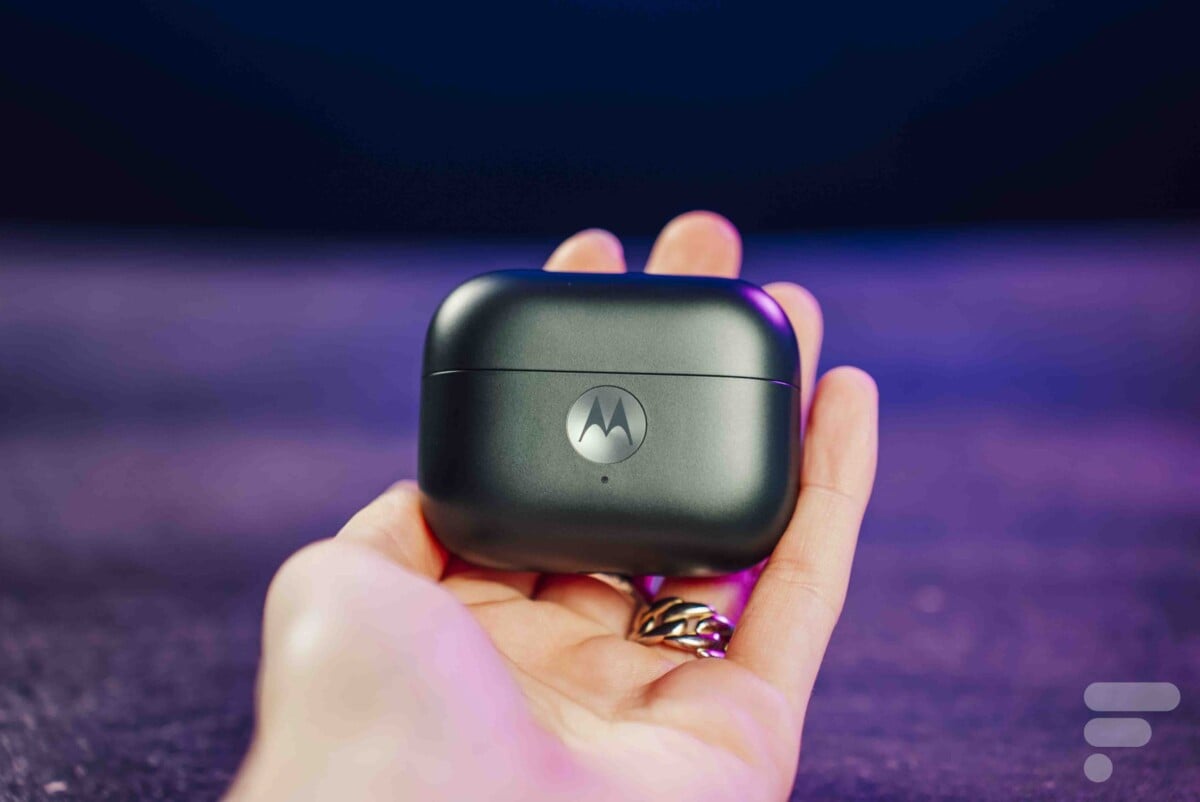 Motorola Buds Loop